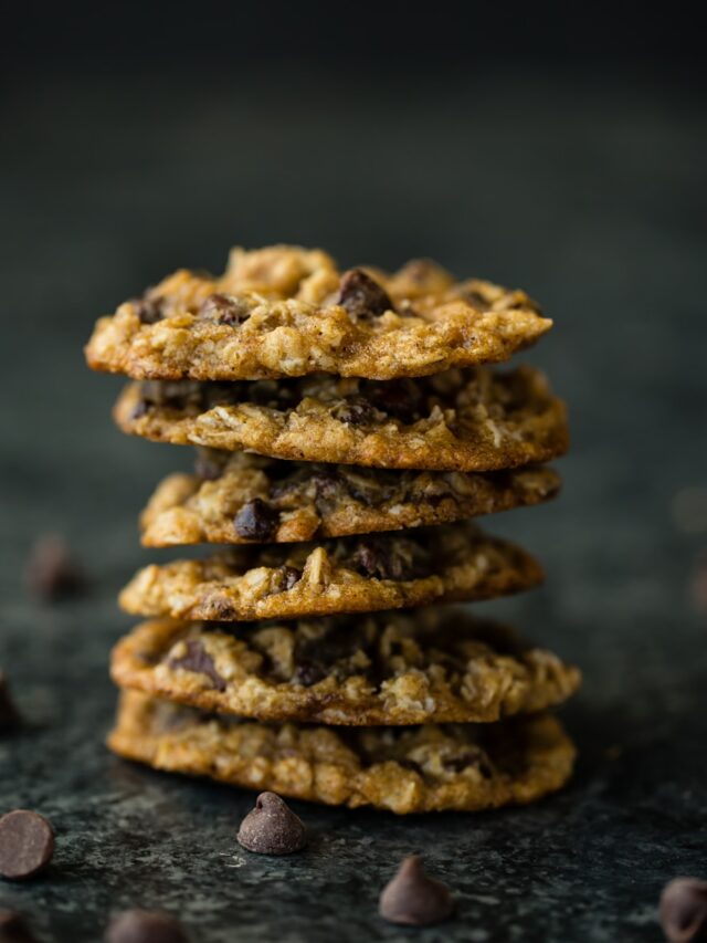 Chewy Chocolate Oatmeal Cookies
