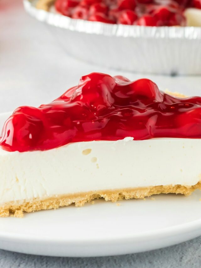 Creamy Filling Best No-Bake Strawberry Cheesecake