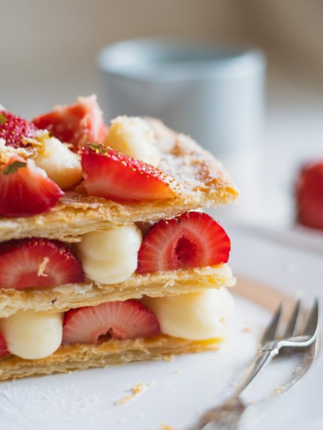 Strawberry Jello Poke Cake